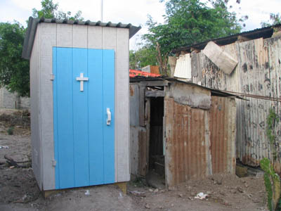 Gloria's Home (4) old & new outhouse